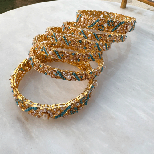 Pack Of 6 Elegant Indian Bangles