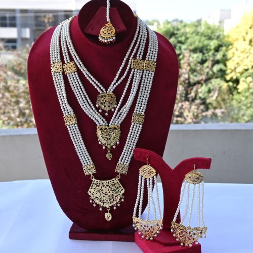 Elegant Hyderabadi Light Weight Mala Set